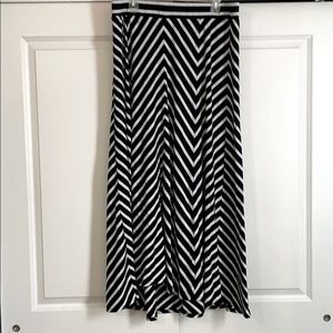 Torrid Black & White Striped Maxi Skirt